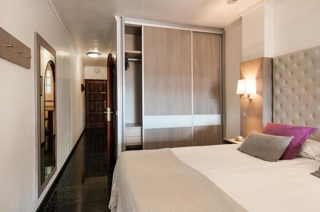 לאס פאלמס דה גראן קנאריה Apartamentos Don Carlos מראה חיצוני תמונה